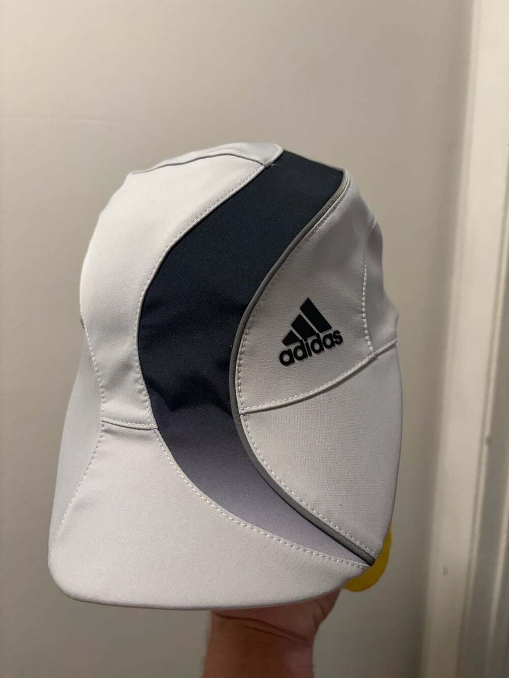 Adidas Dynamic Cutlines Cap Grey Two OSFM Running Hat KD3920